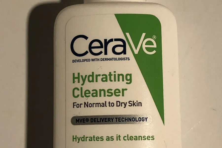 hydrating cleanser for sensitive skin
